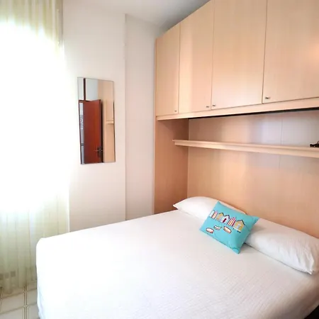Apartamento Benelux Rubino 16 *